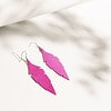 FEATHERS Midi pink earrings