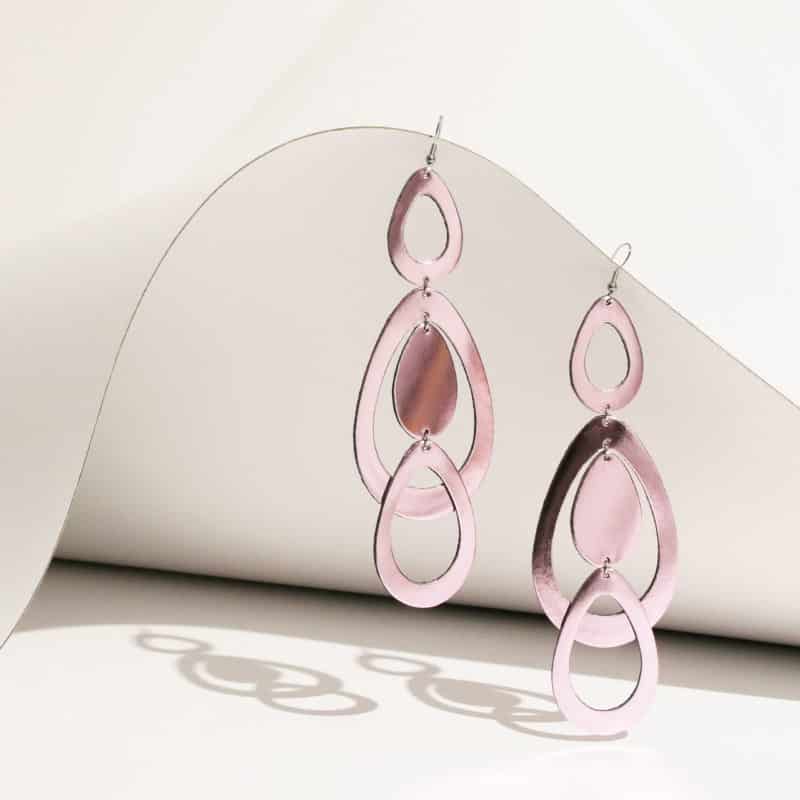 Sade Grande Waterfall korvakorut vaaleanpunainen / Sade Grande Waterfall earrings pastel pink