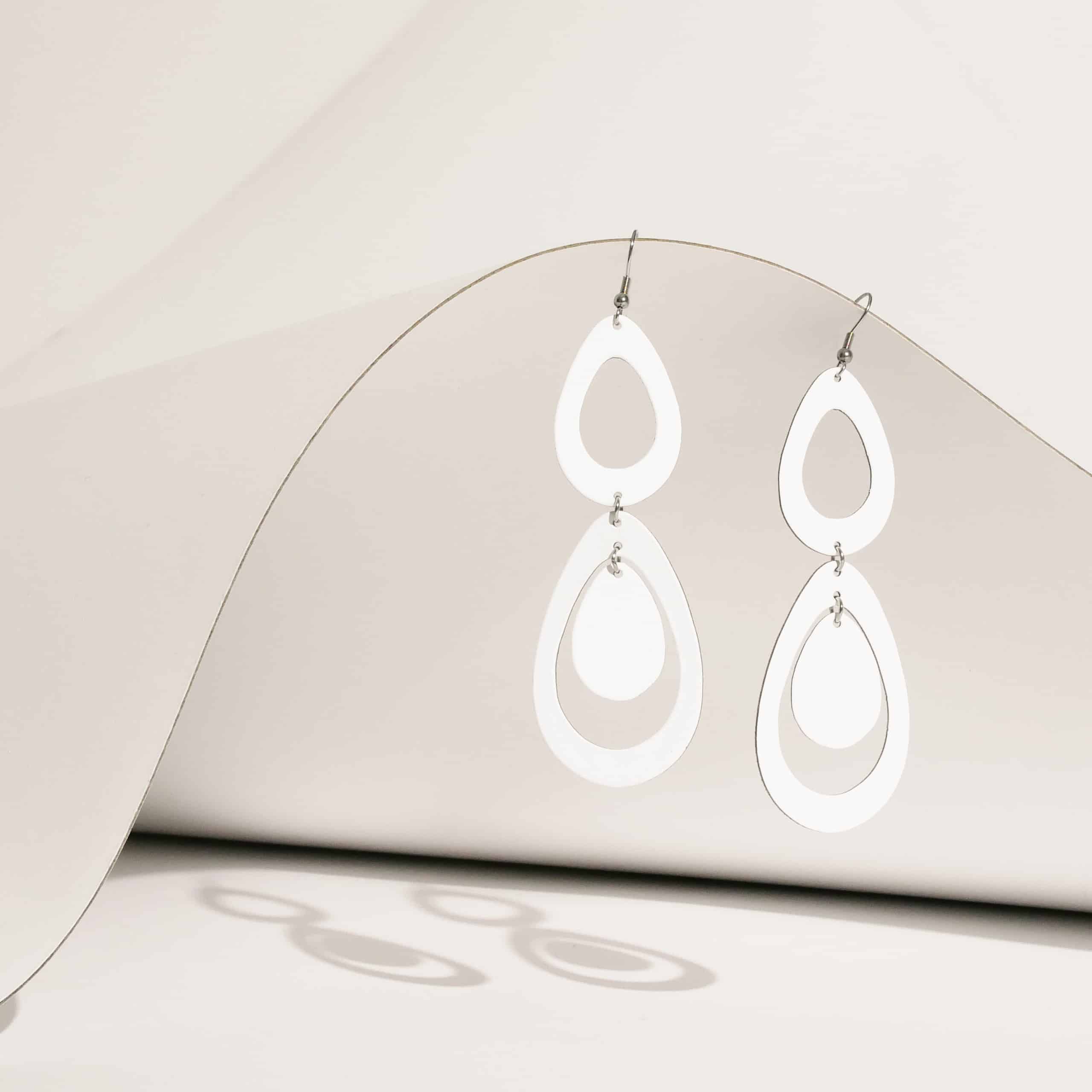 SADE WF Petite Recycled White web