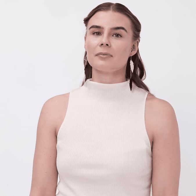 viaminnet feathers petite trio video