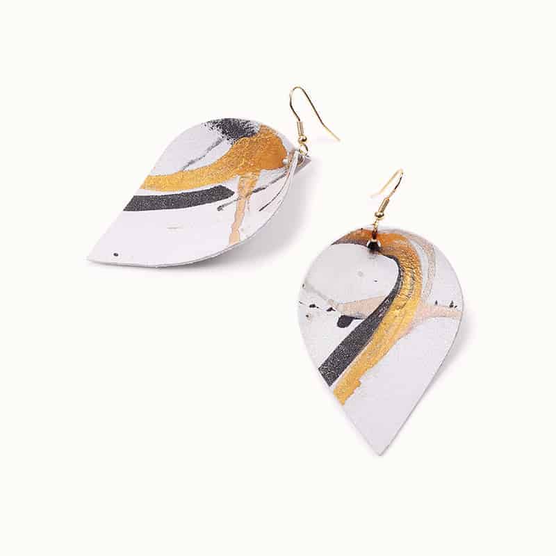 Abstract Glamour Divine